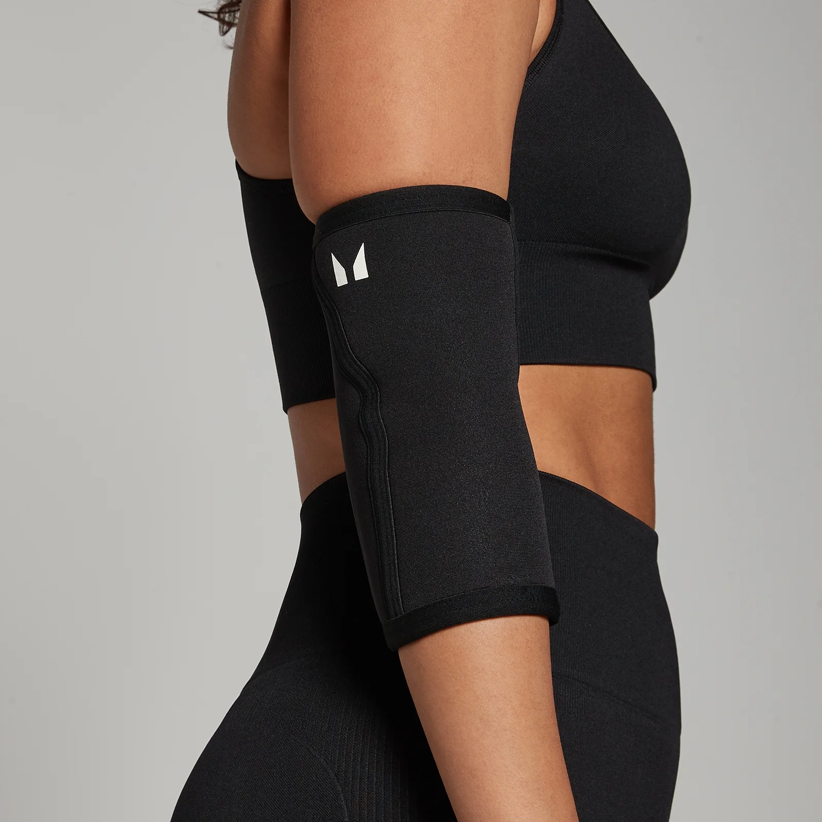 MP Unisex Training Elbow Sleeve Pair – Sort - M Billede 1