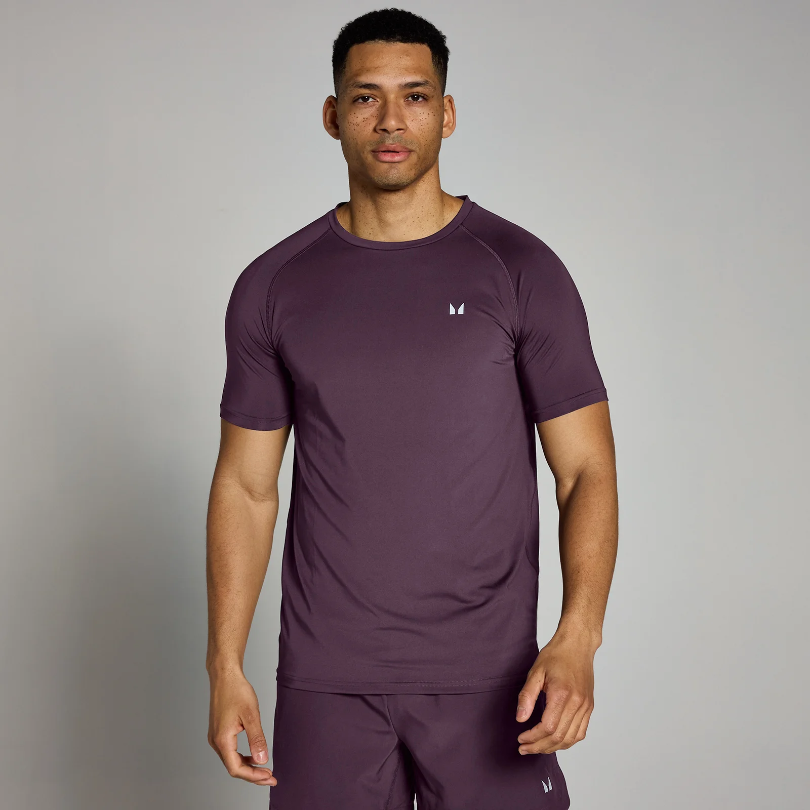 MP Training T-Shirt til mænd − Deep Plum - S Billede 1
