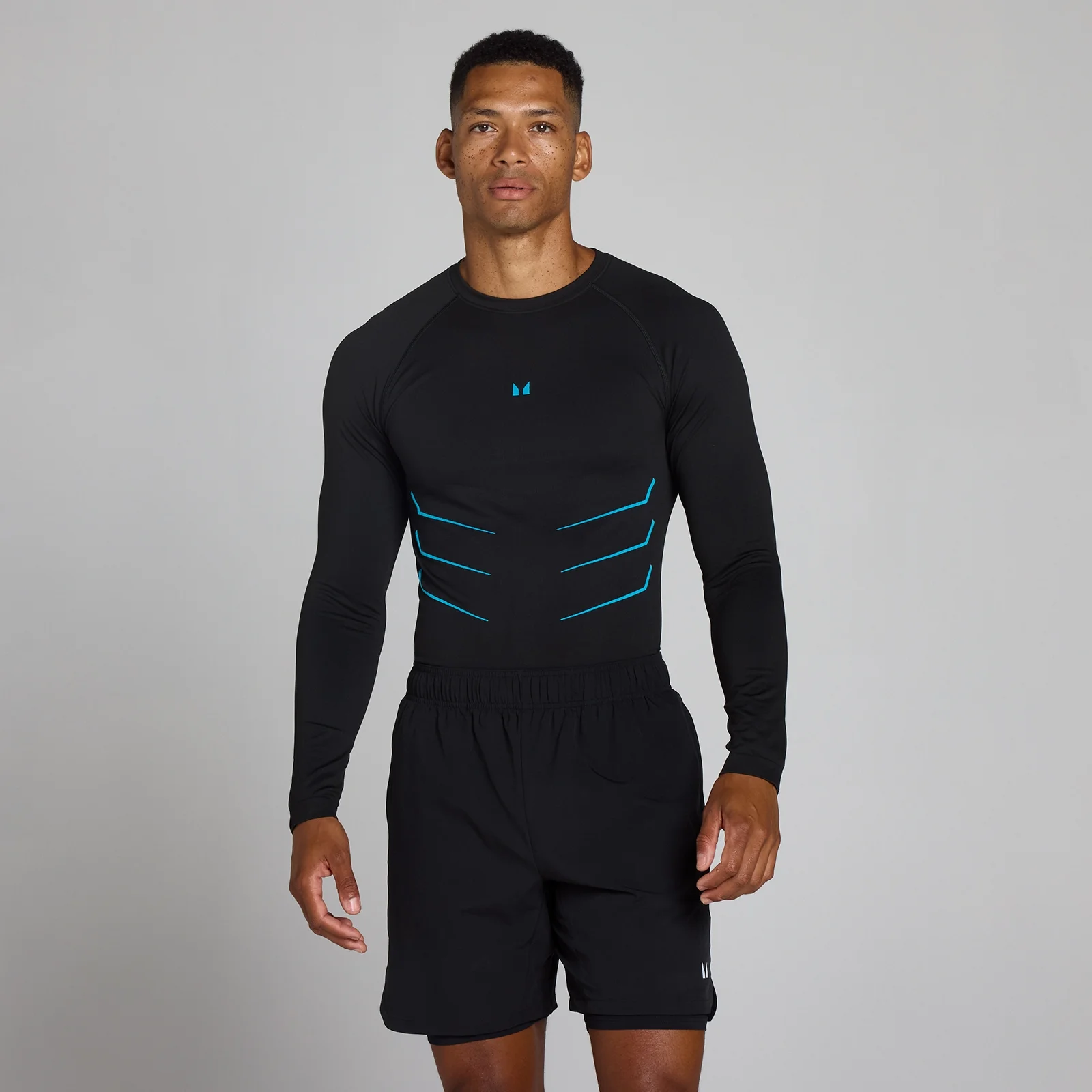 Lift sømløs langærmet top med muscle fit - Vasket Sort/Power Blue - M Billede 1